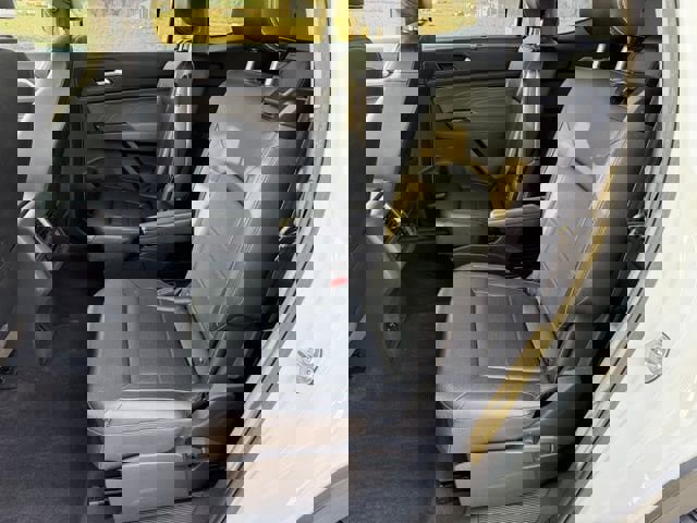 Used 2021 Volkswagen Atlas SEL R-Line image 13