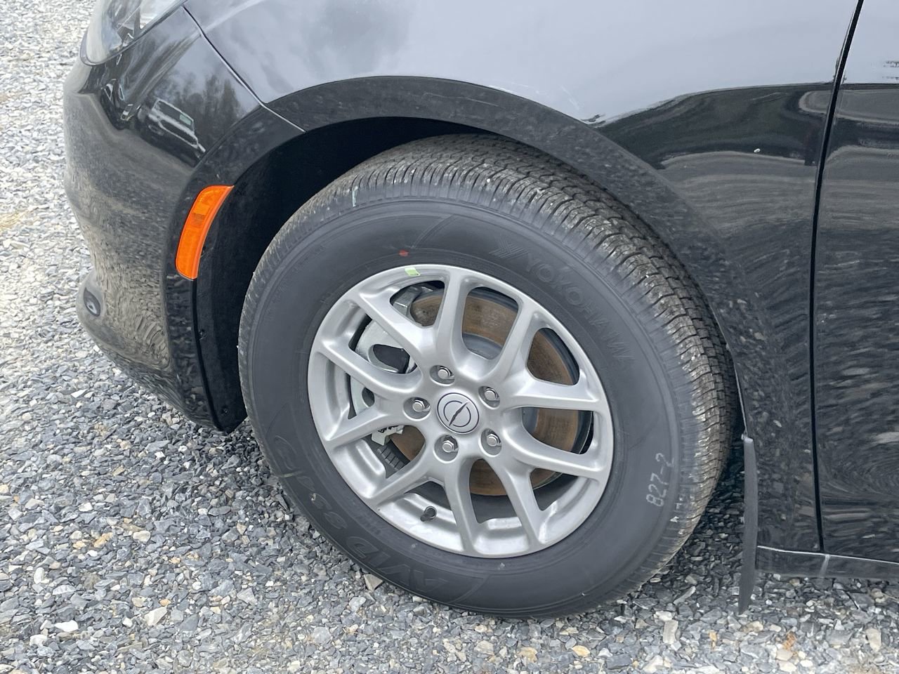 New 2026 Chrysler Voyager LX FWD image 10