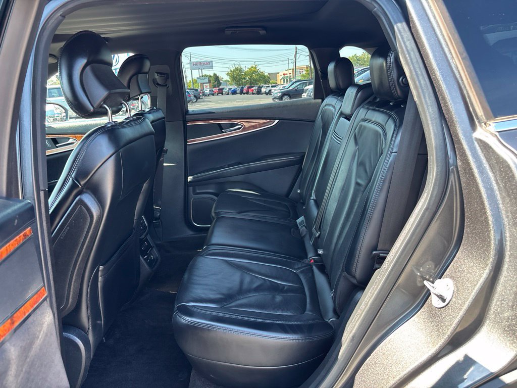 Used 2018 Lincoln MKX Select w/ Lincoln MKX Climate Package FWD image 29