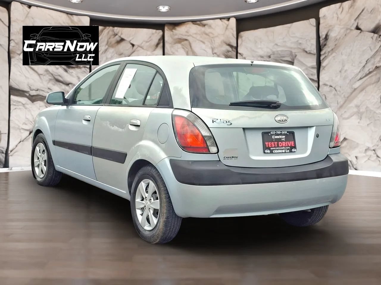 Used 2008 Kia Rio5 FWD image 4