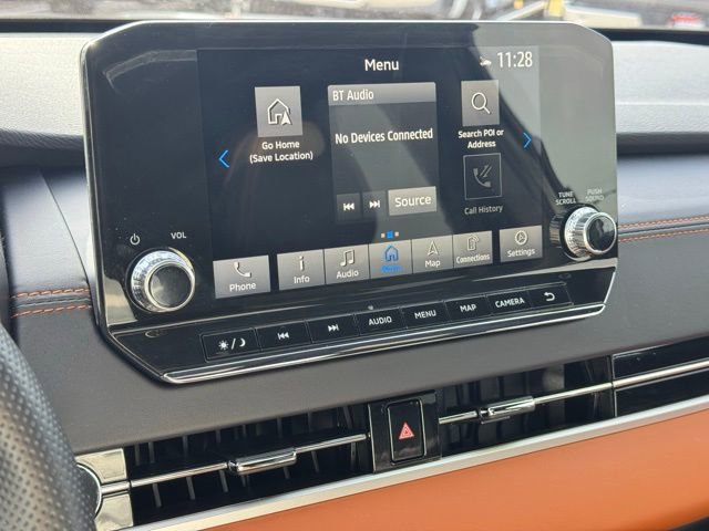 Used 2025 Mitsubishi Outlander 4WD Plug-In Hybrid image 31