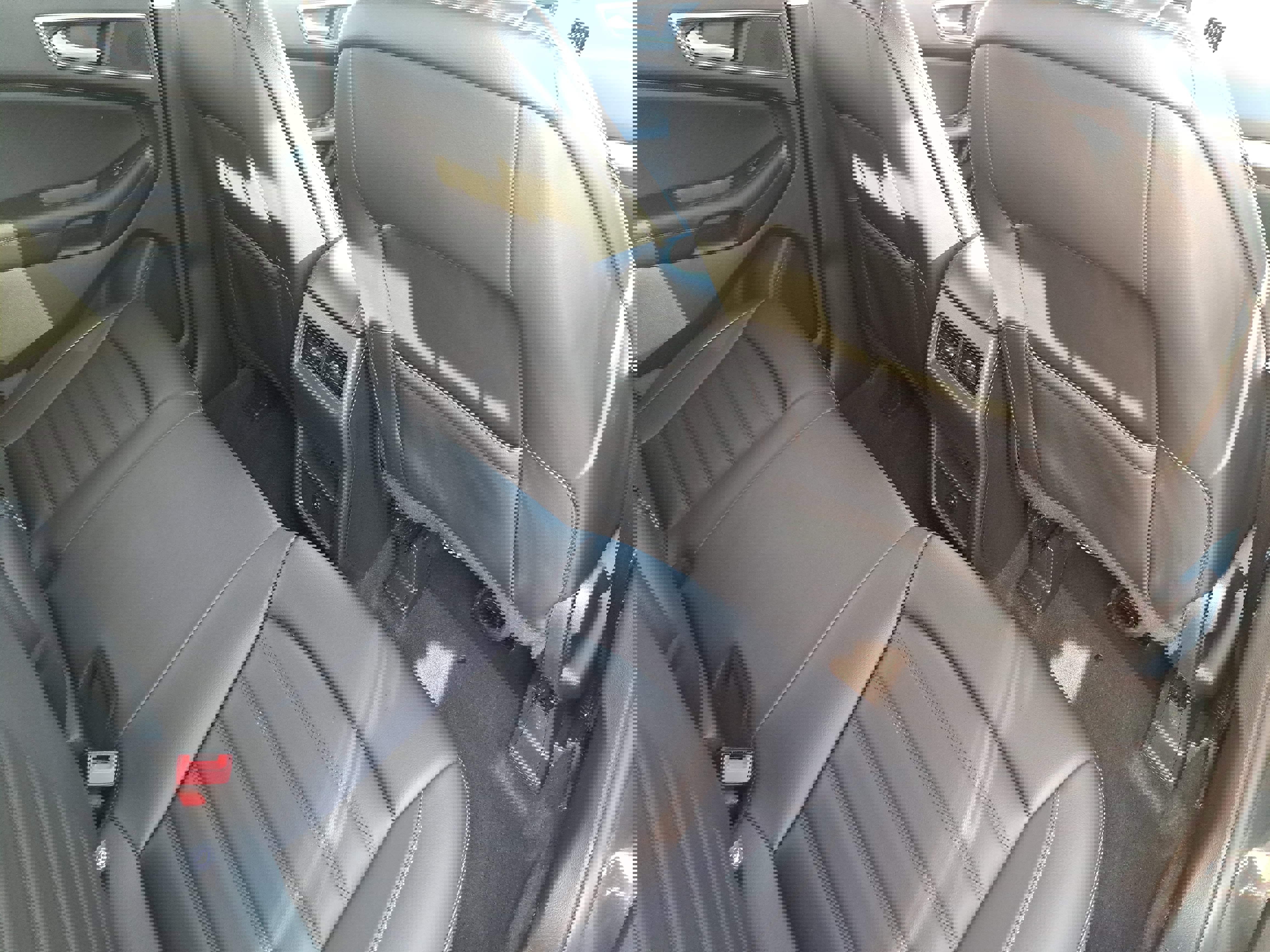 Used 2024 Ford Edge SEL image 11