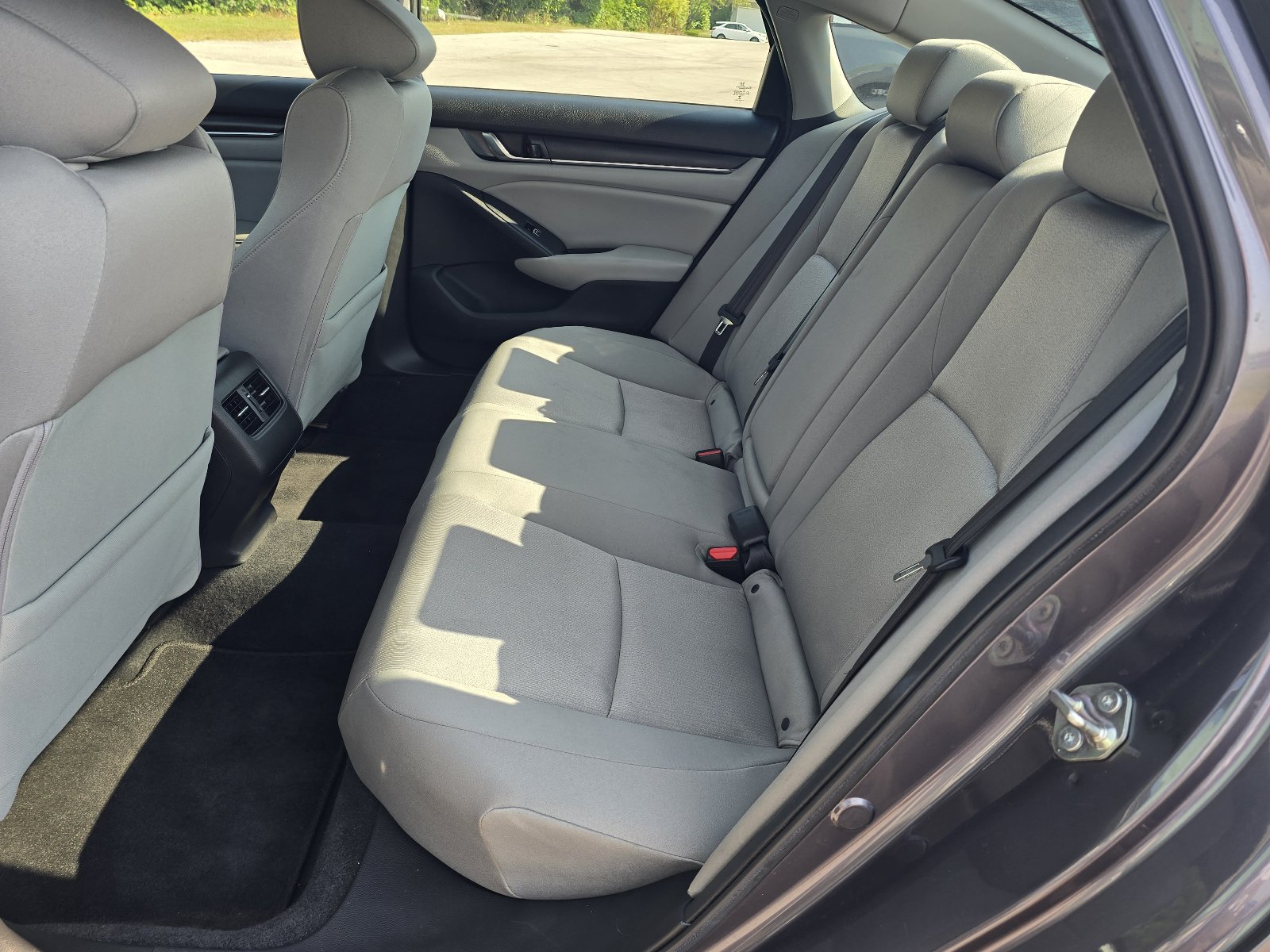 Used 2020 Honda Accord EX image 11