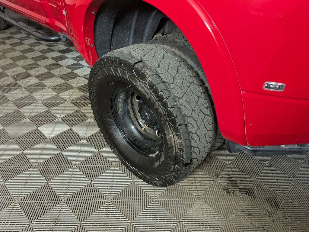 Used 2022 RAM 3500 Laramie w/ Night Edition image 13