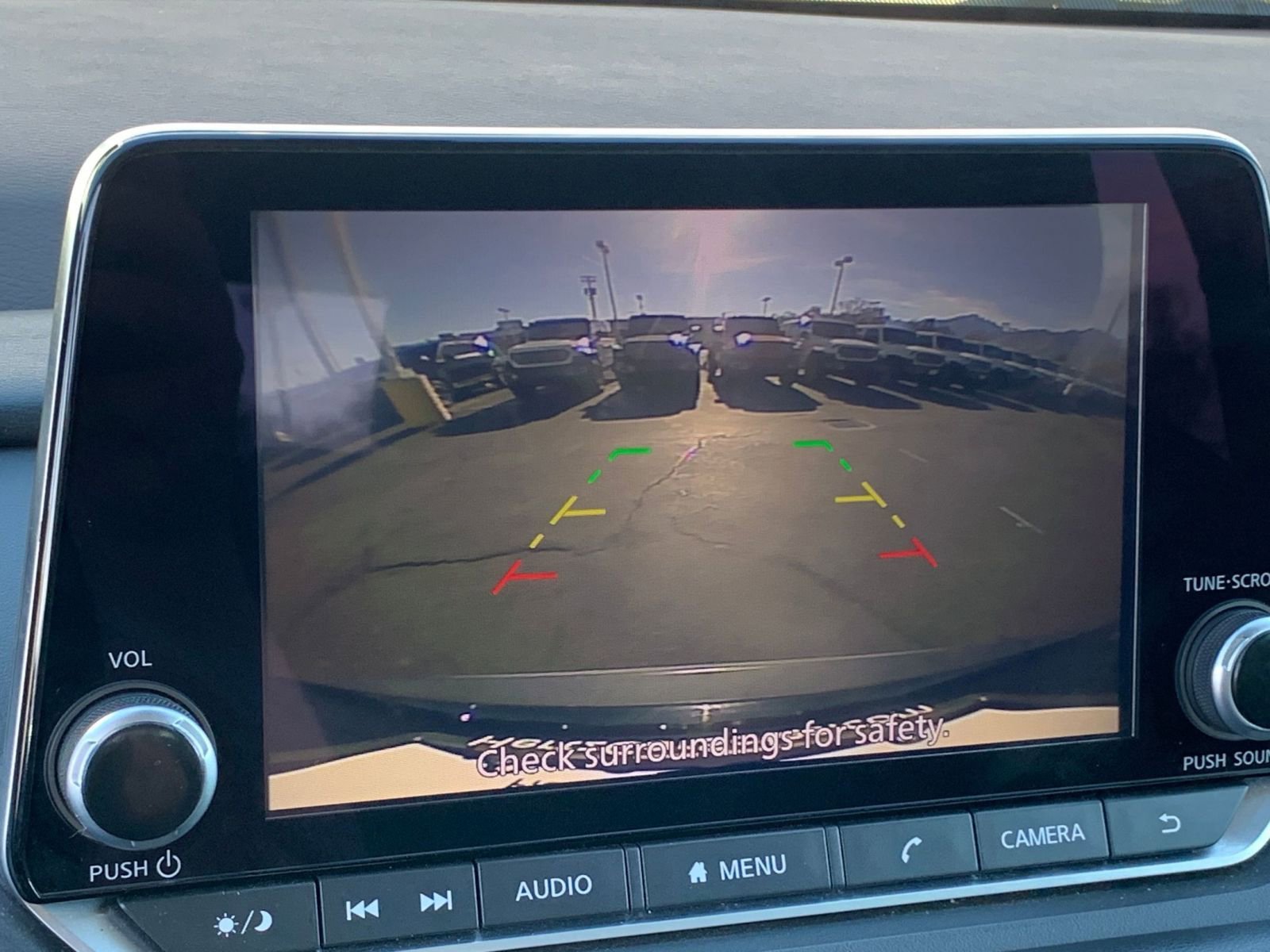 Used 2023 Nissan Rogue SV image 17