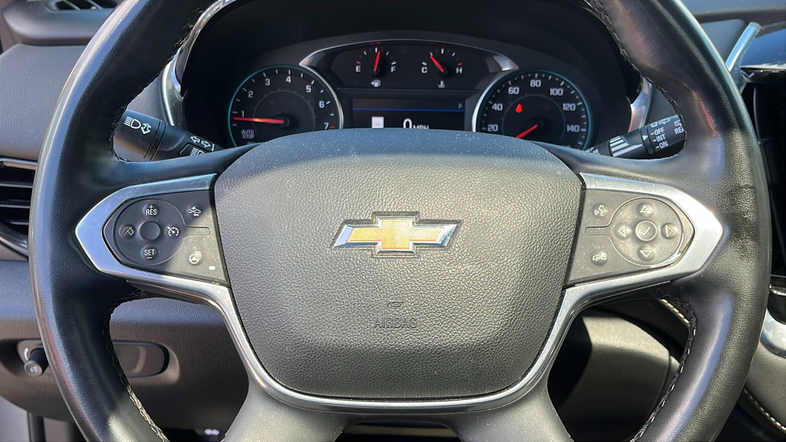 Used 2023 Chevrolet Traverse LT w/ LT Premium Package AWD/4WD image 13