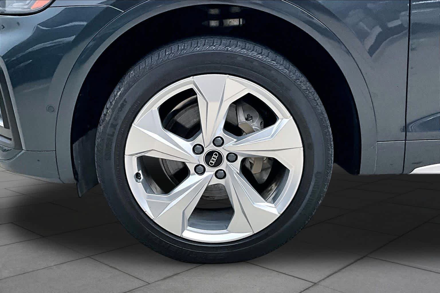 Used 2021 Audi Q5 Prestige AWD/4WD image 11