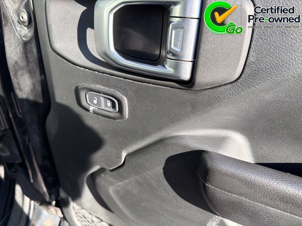 Certified 2019 Jeep Wrangler Unlimited Sport AWD/4WD image 31