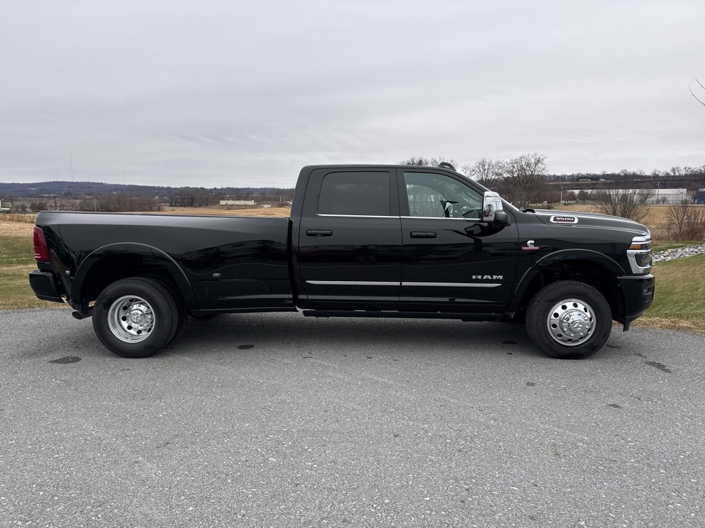 New 2026 RAM 3500 Limited image 15
