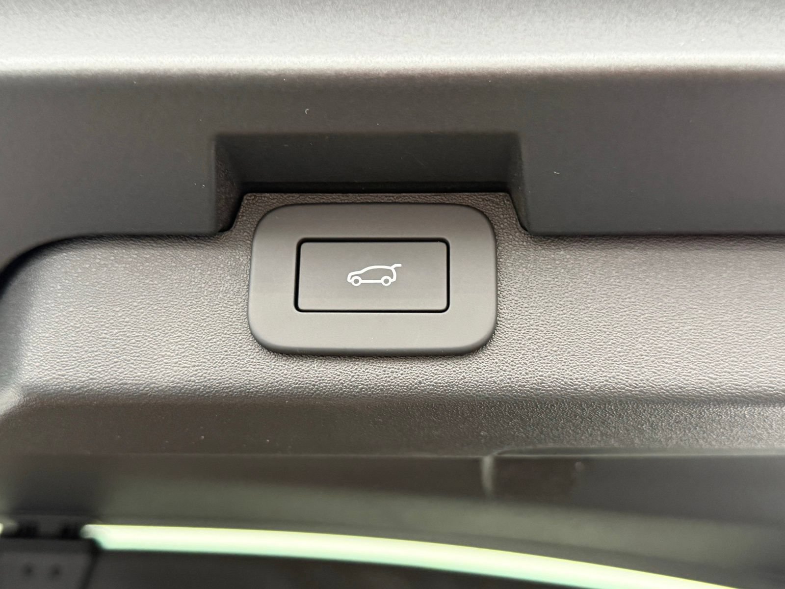 New 2026 Land Rover Discovery S AWD/4WD image 49