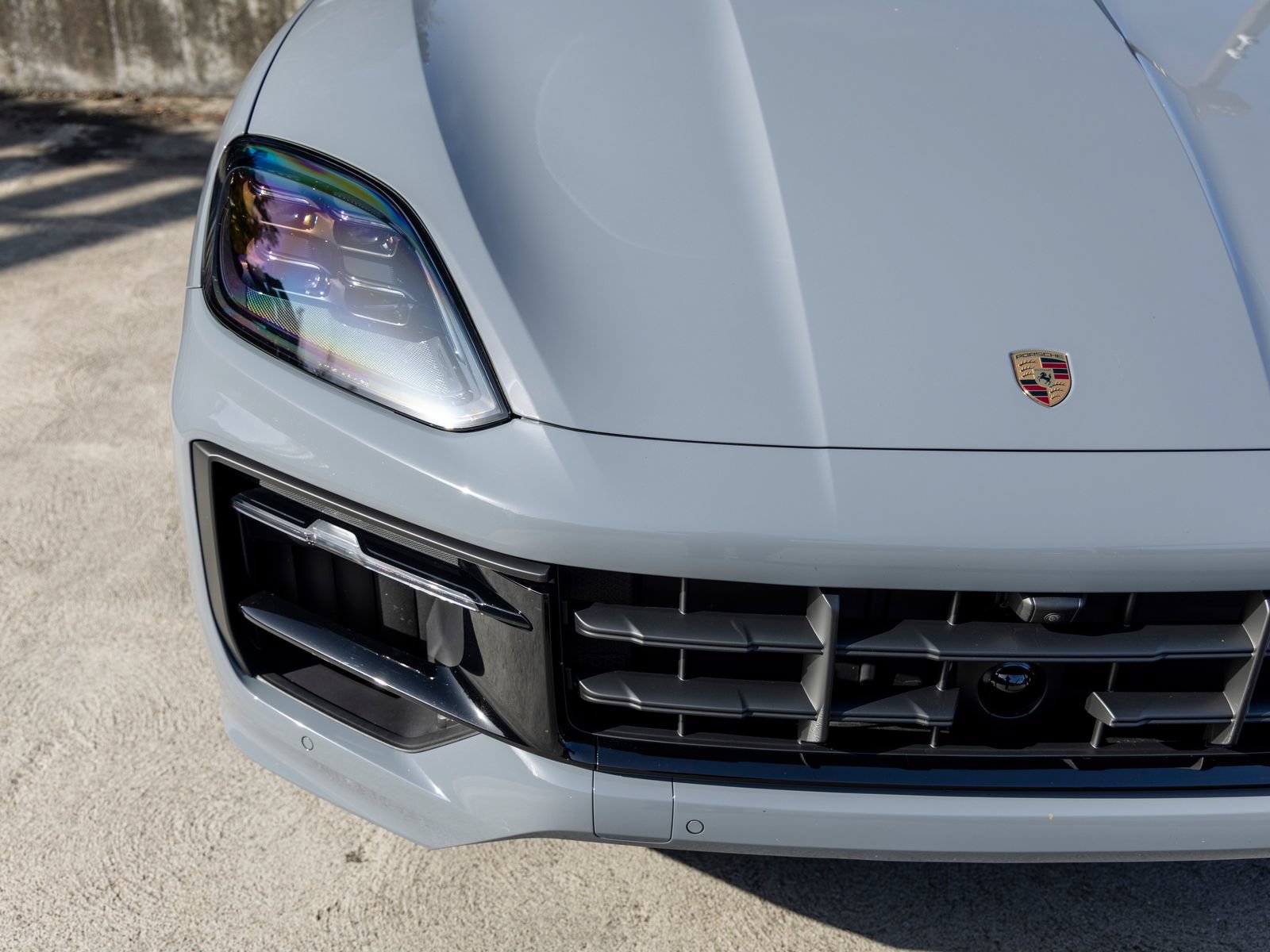 Certified 2026 Porsche Cayenne GTS AWD/4WD image 16