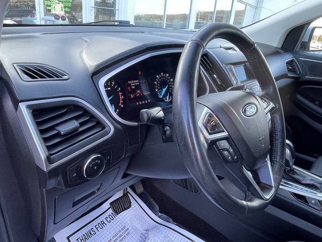 Used 2017 Ford Edge SEL image 27