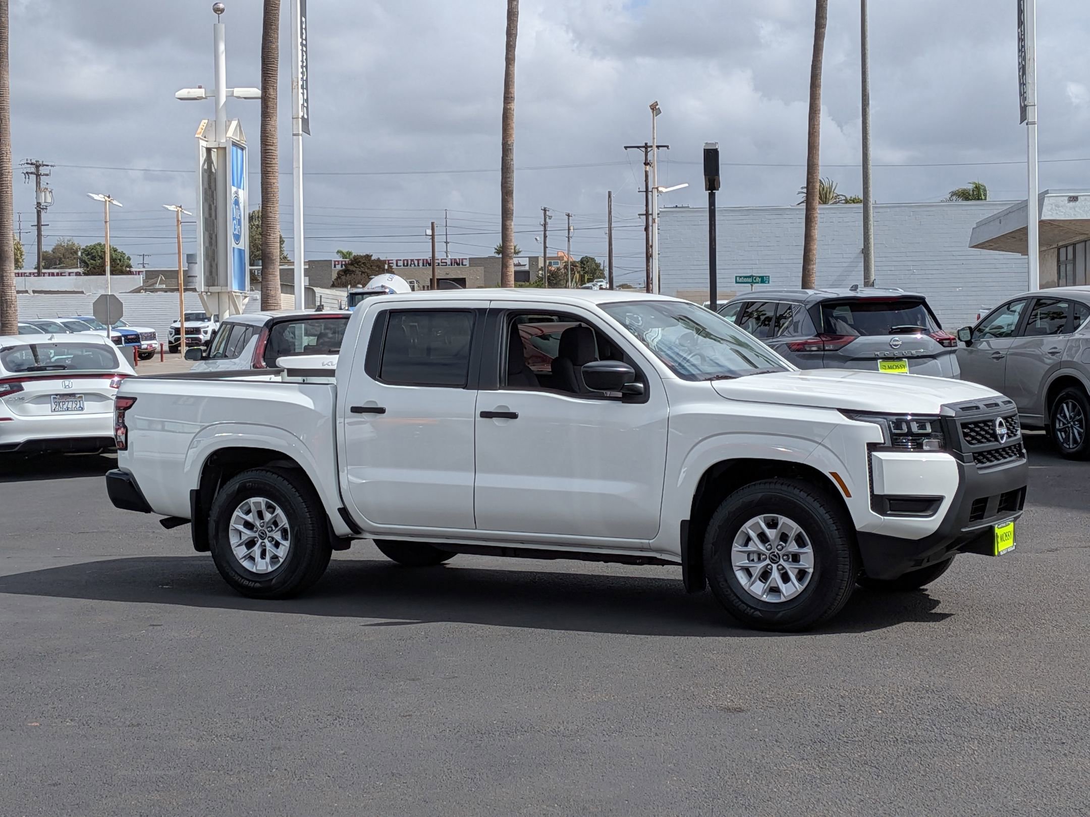 New 2026 Nissan Frontier S image 6