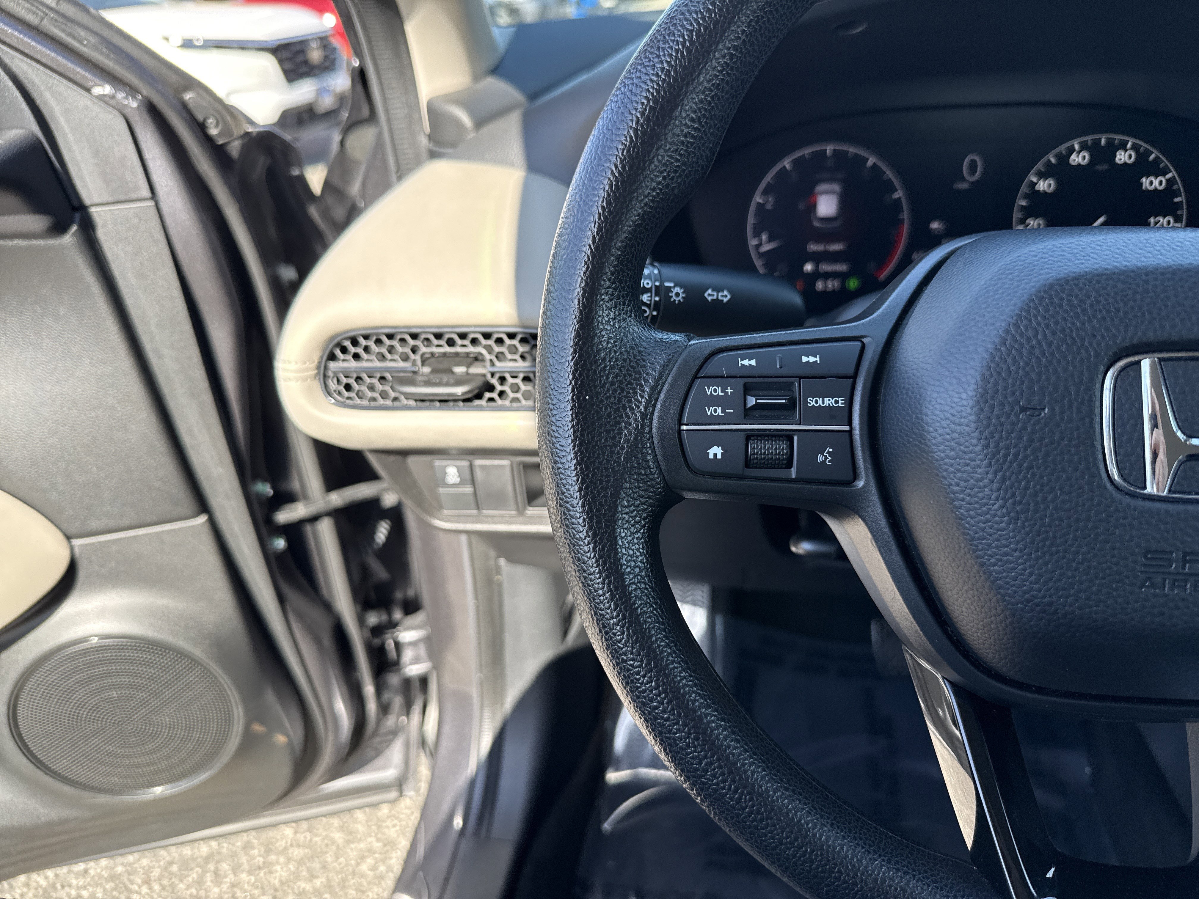 Certified 2023 Honda HR-V LX image 22