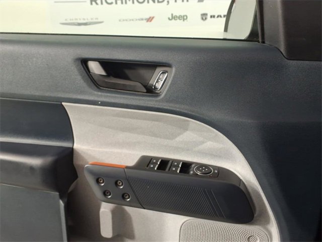 Used 2022 Ford Maverick XLT w/ Equipment Group 300A Standard image 12