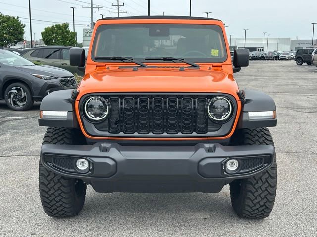 Used 2025 Jeep Wrangler Unlimited Sport AWD/4WD image 2