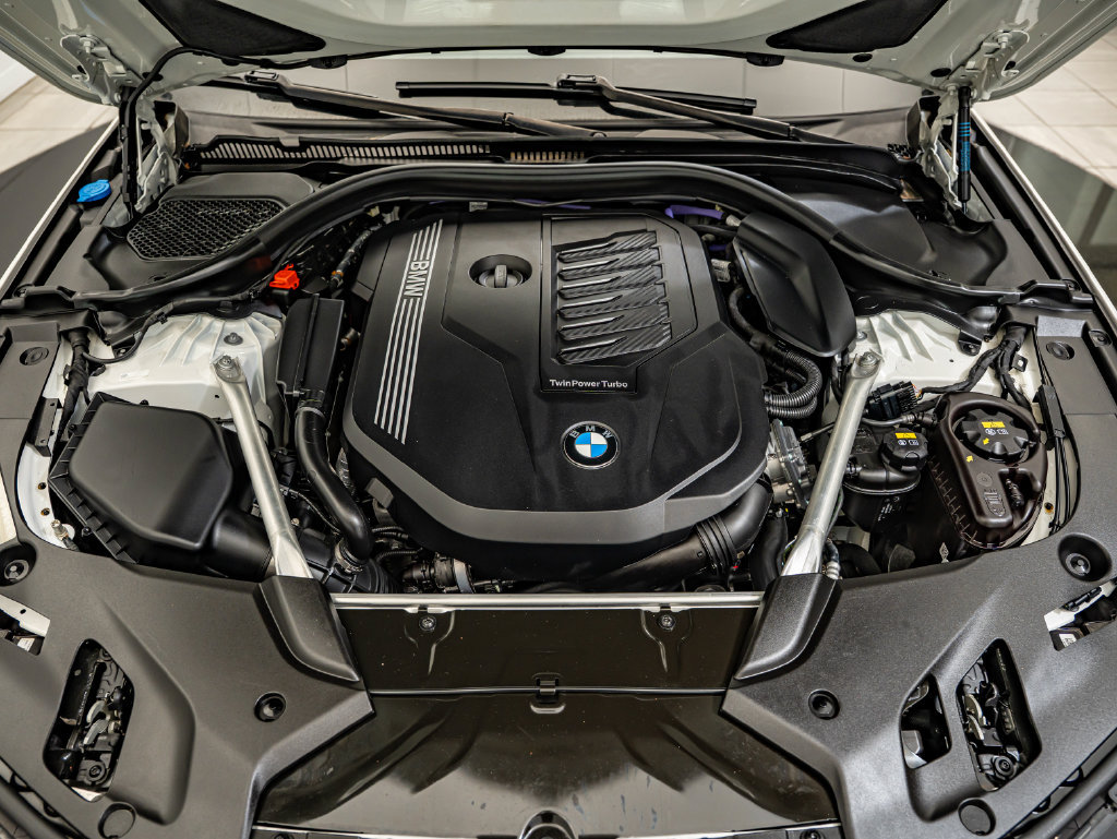 Used 2022 BMW 540i w/ M Sport Package RWD image 39