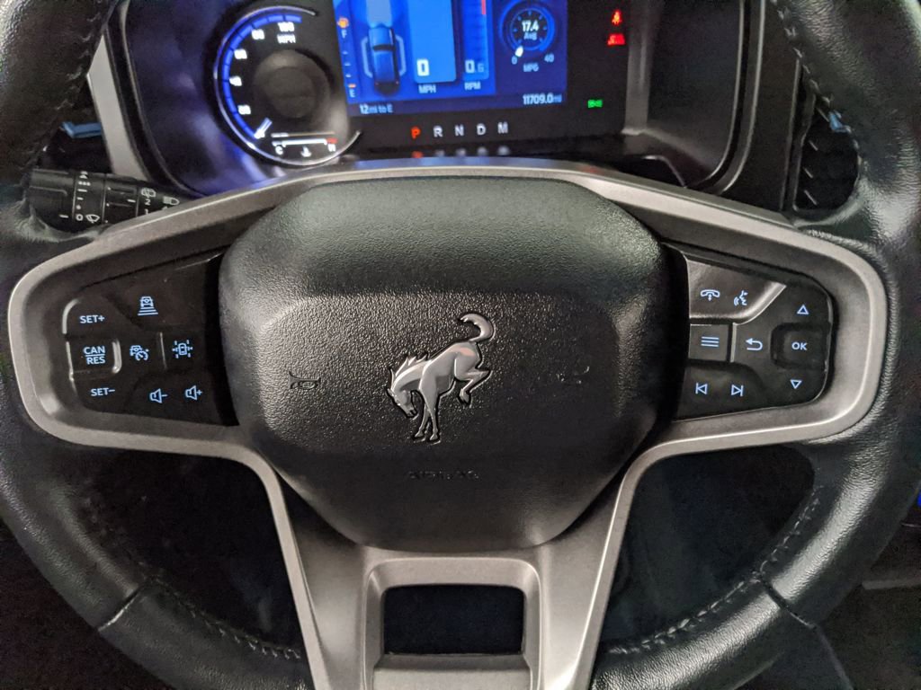 Used 2023 Ford Bronco Wildtrak image 13