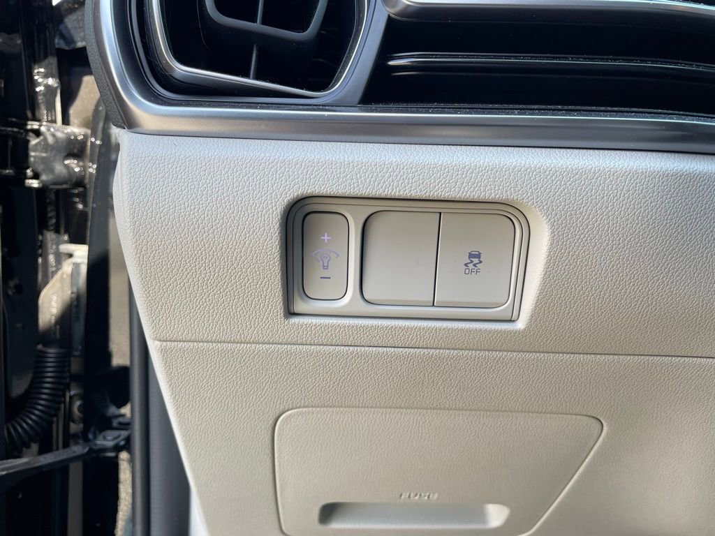 New 2025 Kia Sorento S image 13