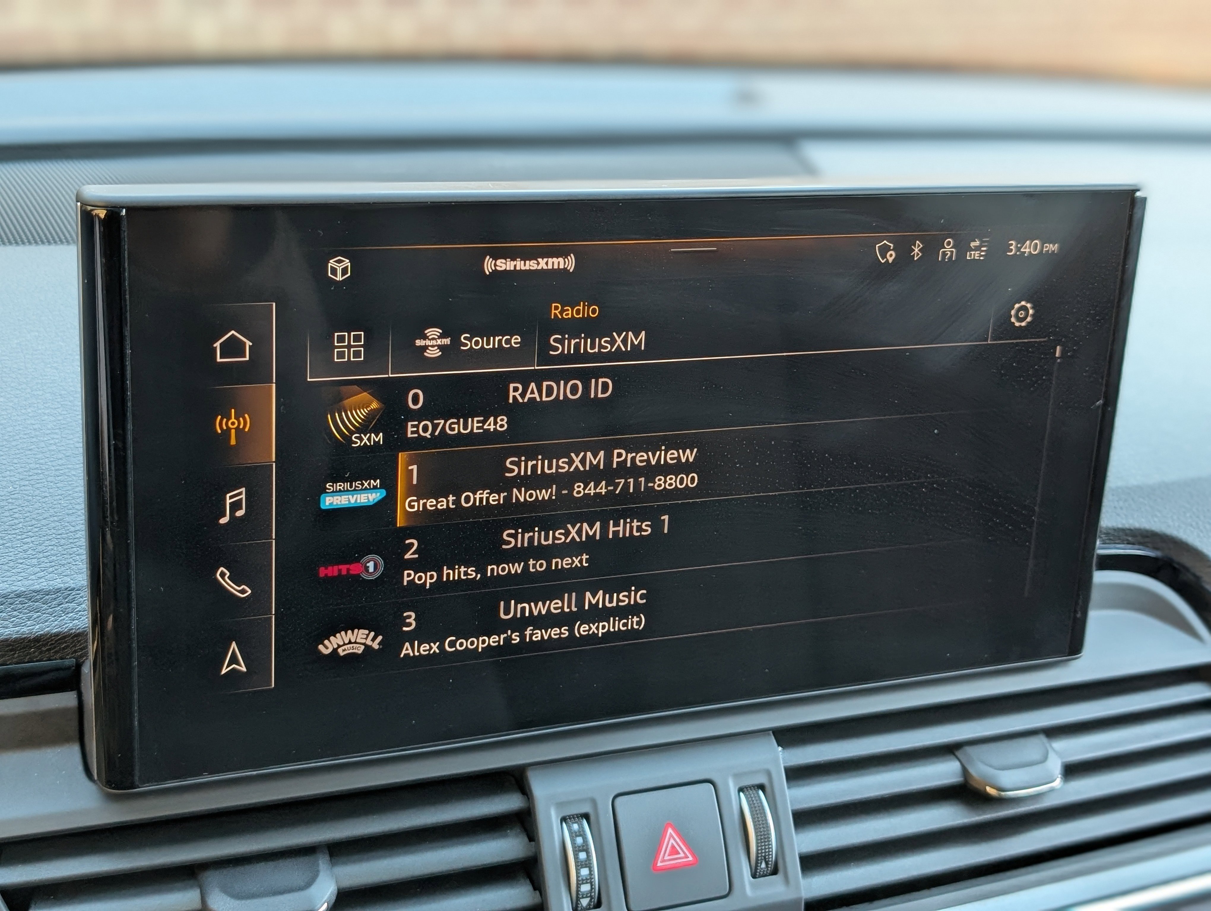 Used 2024 Audi Q5 e Premium Plus w/ Premium Plus Package image 31