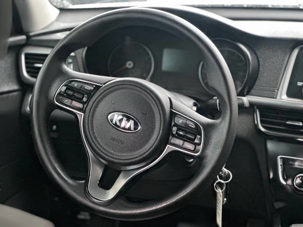 Used 2016 Kia Optima LX image 10