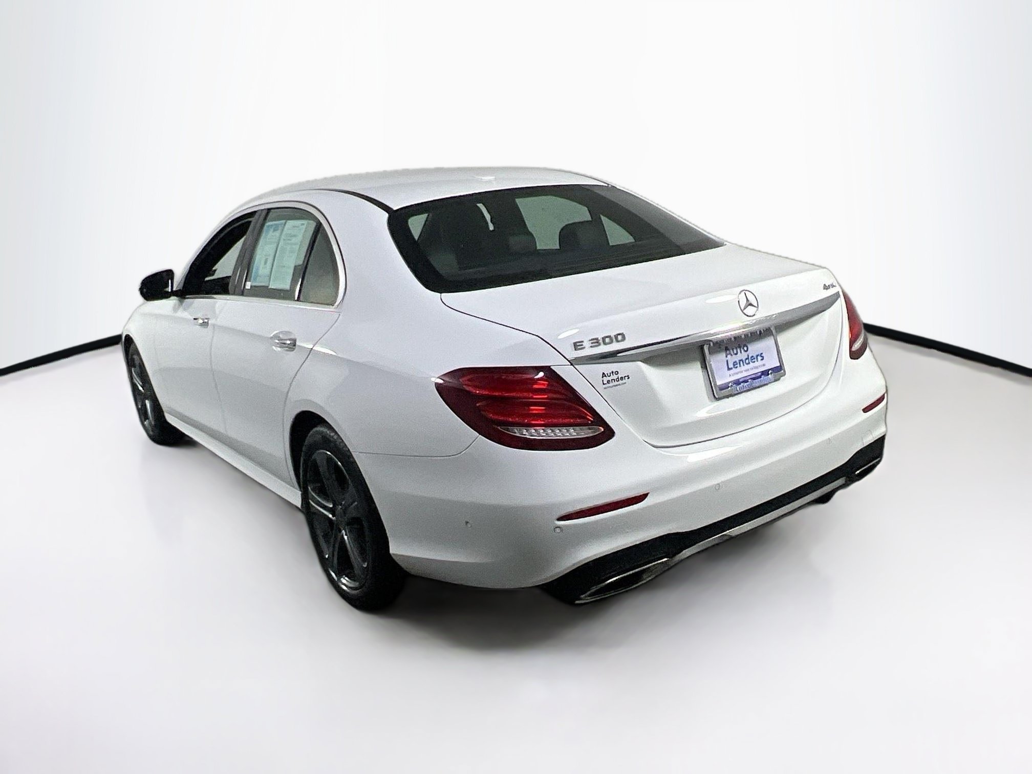 Used 2019 Mercedes-Benz E 300 4MATIC image 7