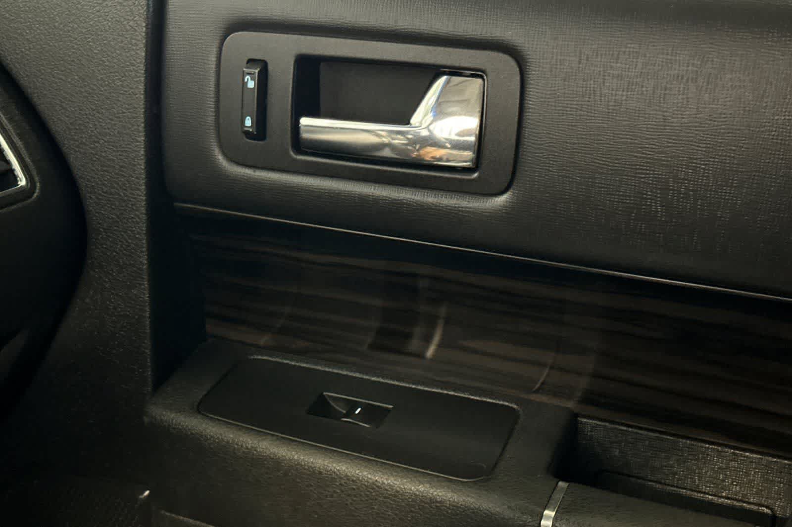 Used 2014 Ford Flex SEL w/ Equipment Group 202A FWD image 21