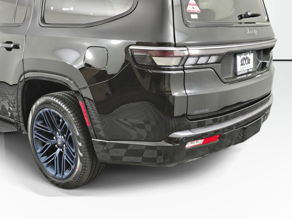 New 2026 Jeep Grand Wagoneer 4WD image 15