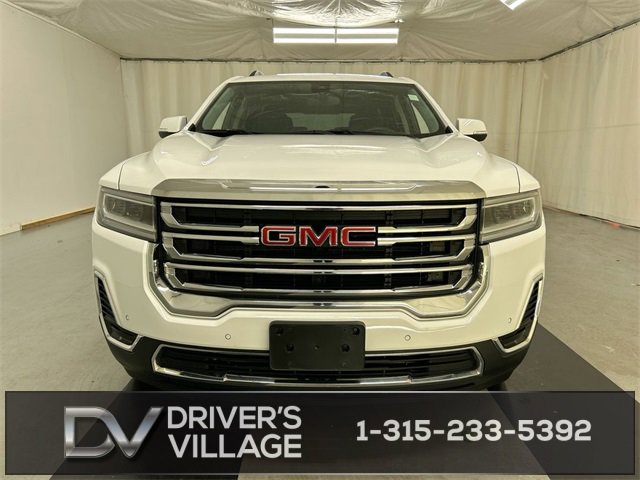 Used 2023 GMC Acadia SLE w/ Driver Convenience Package image 3