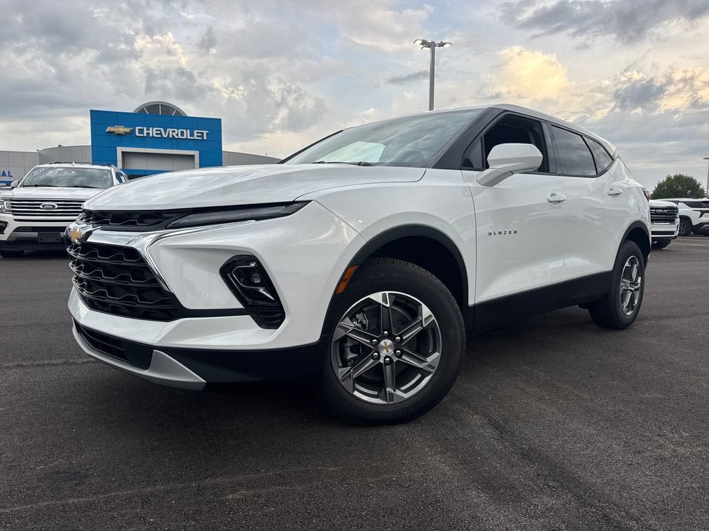 New 2026 Chevrolet Blazer LT FWD 360° Tour