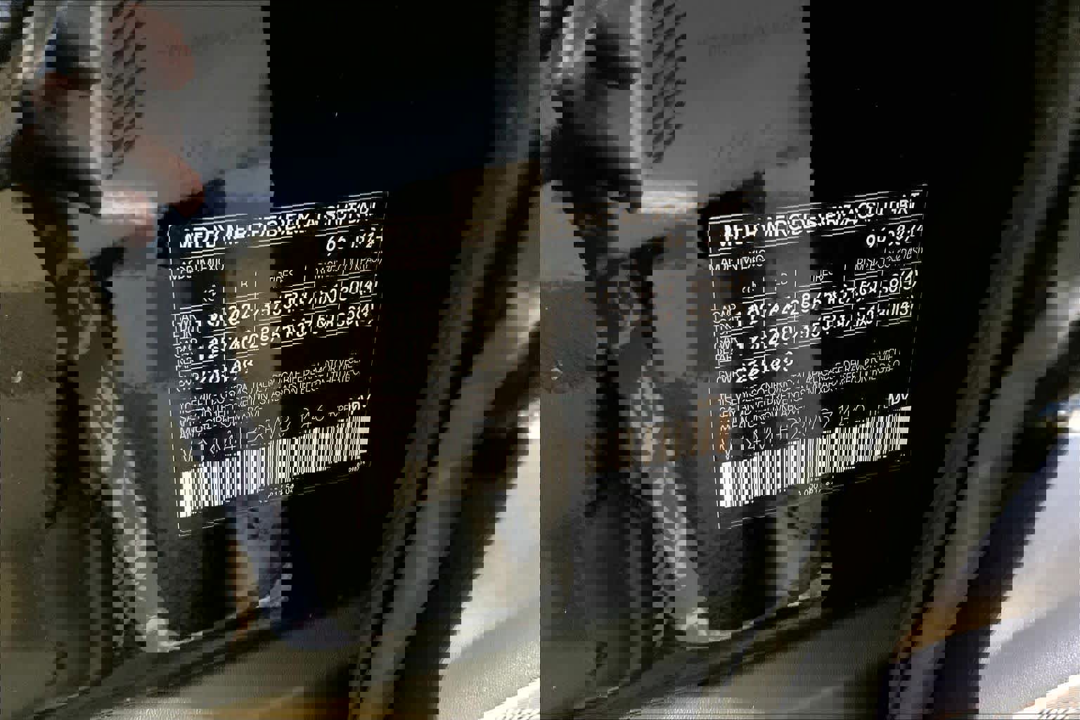 Used 2024 Mercedes-Benz GLB 250 4MATIC image 34