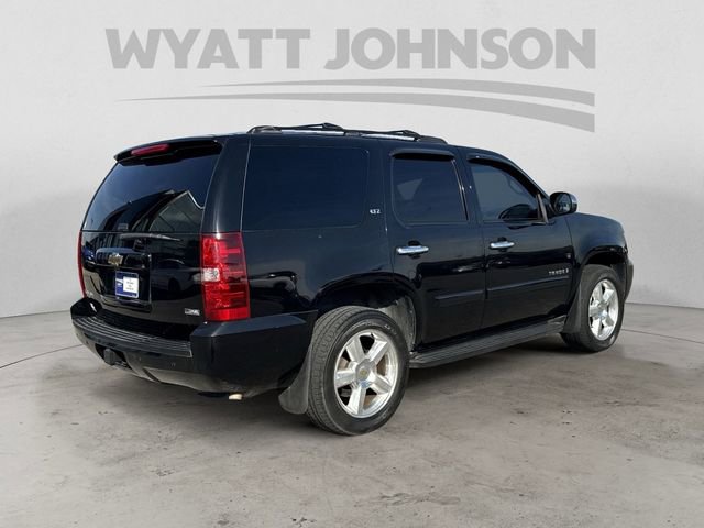 Used 2007 Chevrolet Tahoe LTZ w/ LTZ Preferred Equipment Group AWD/4WD image 5