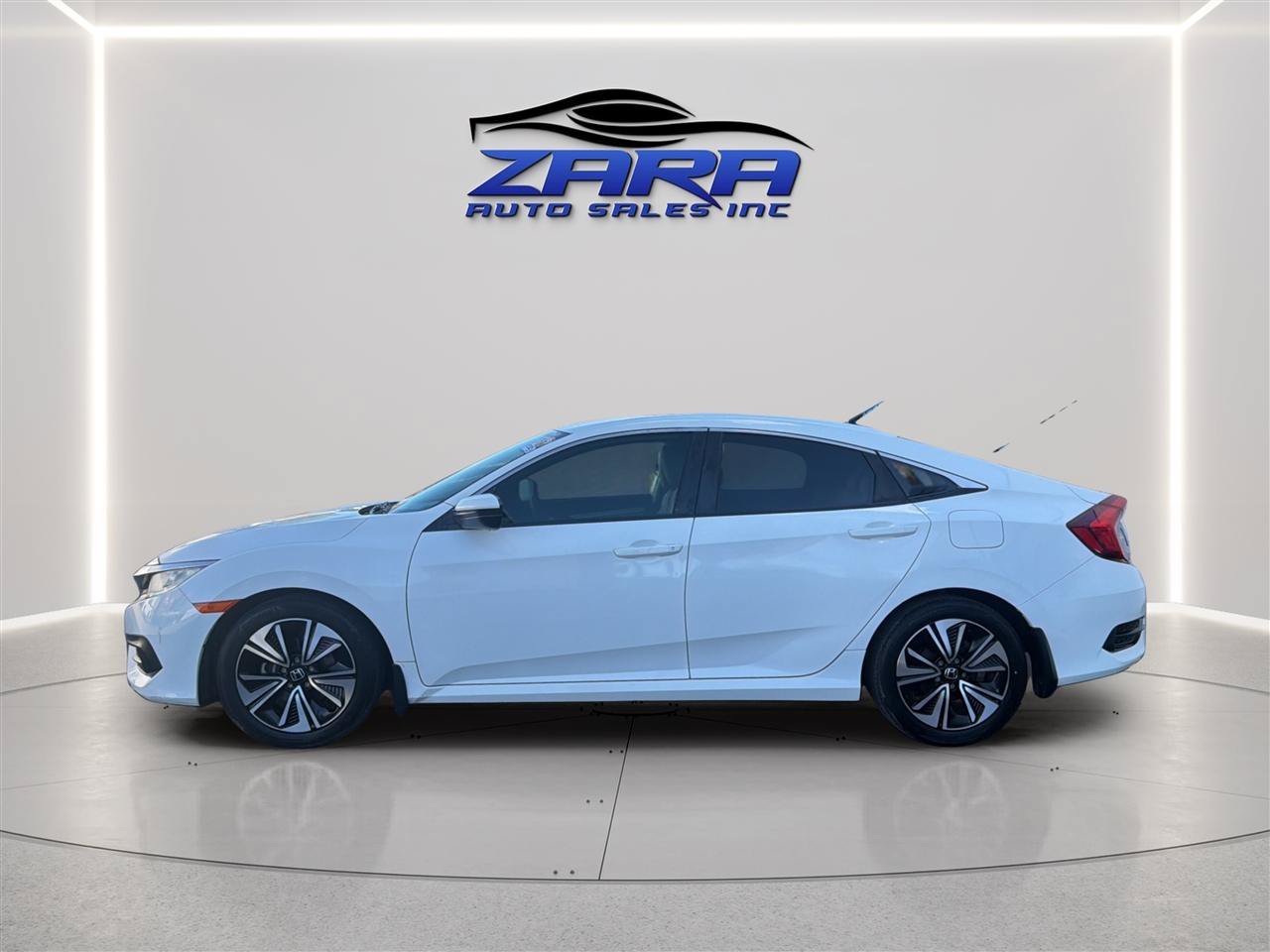 Used 2018 Honda Civic LX image 4