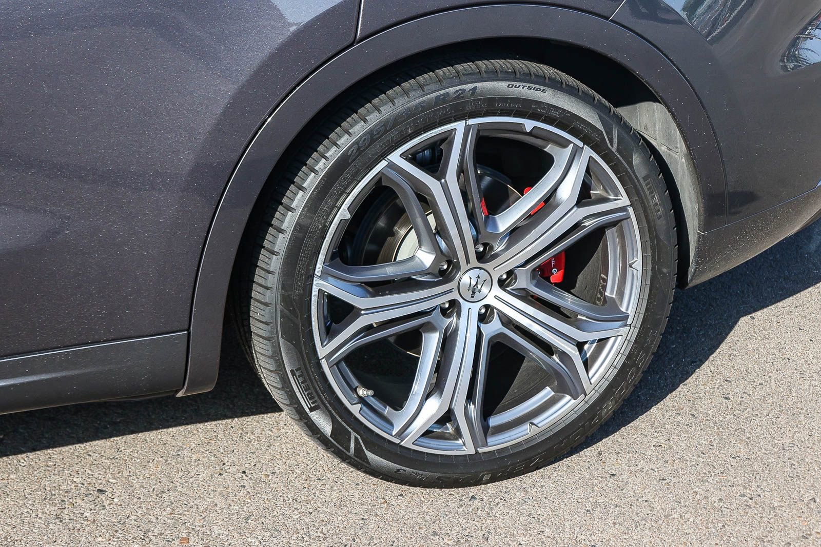 Used 2020 Maserati Levante S GranLusso AWD/4WD image 8