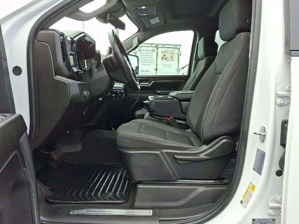 Used 2024 Chevrolet Silverado 2500 LT AWD/4WD image 15