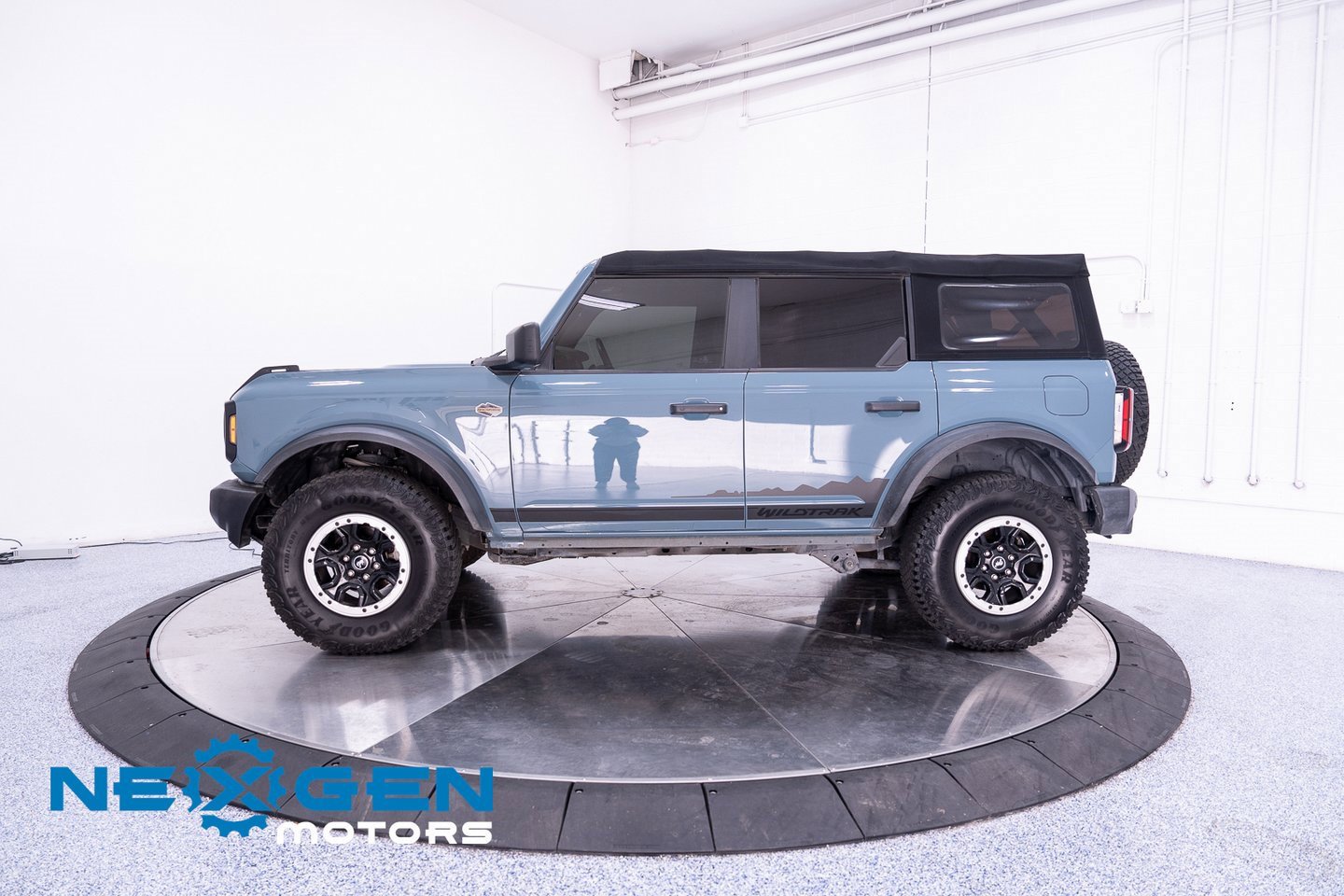 Used 2022 Ford Bronco Wildtrak image 29