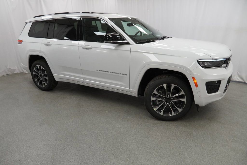 New 2025 Jeep Grand Cherokee L Overland image 9