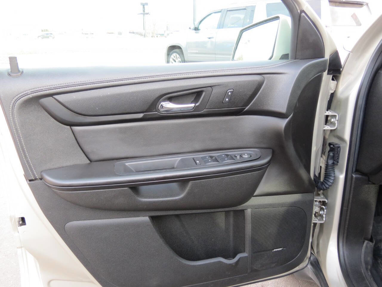 Used 2014 Chevrolet Traverse LT image 7
