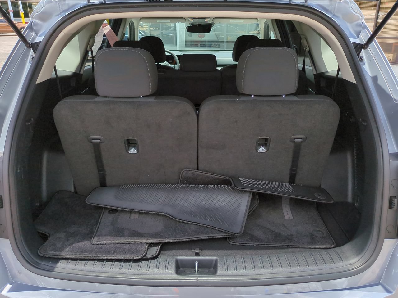 Certified 2024 Kia Sorento LX FWD image 13