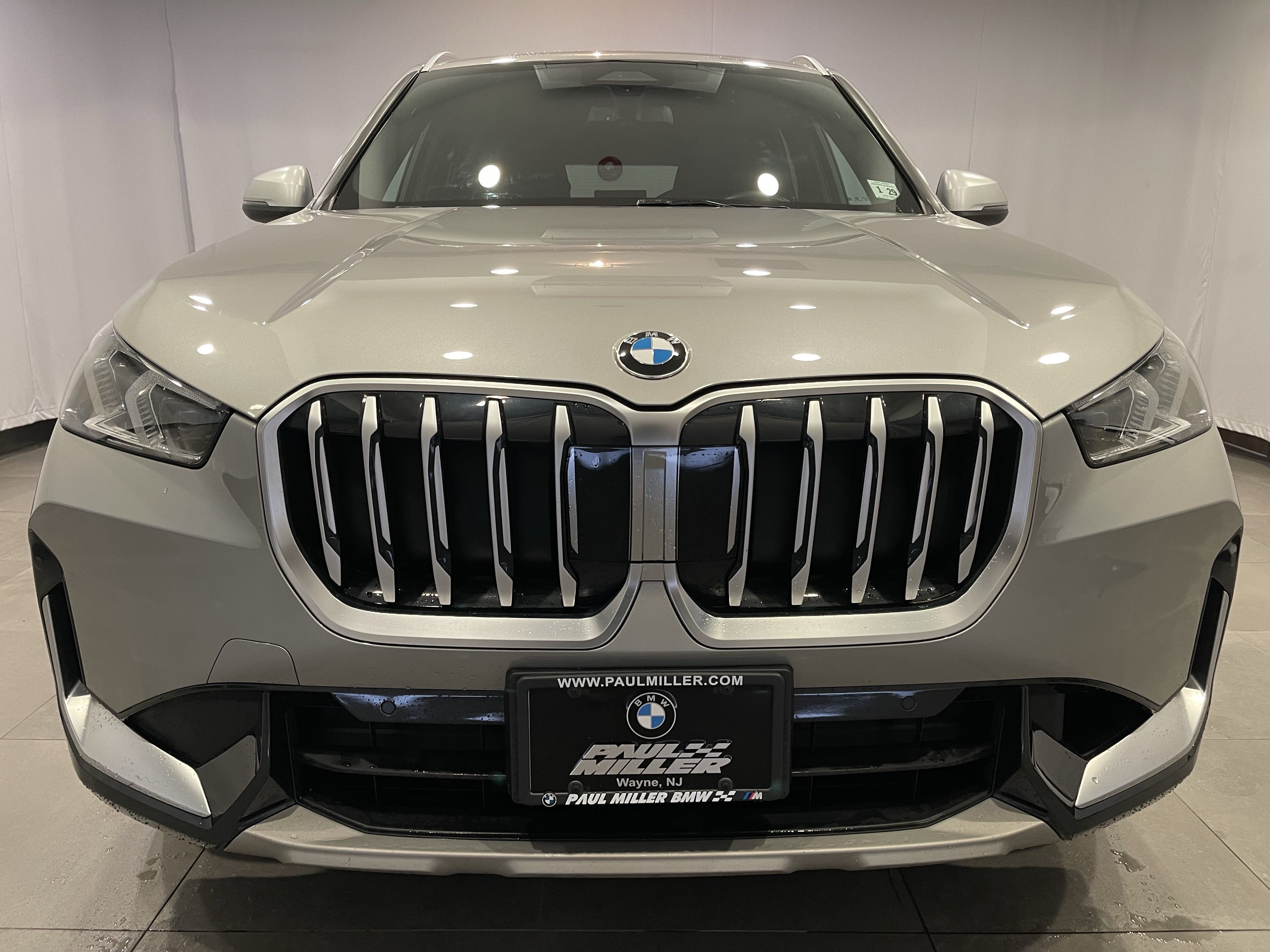 Certified 2023 BMW X1 xDrive28i w/ Convenience Package AWD/4WD image 2