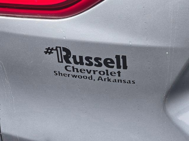 Used 2020 Chevrolet Traverse LT image 16