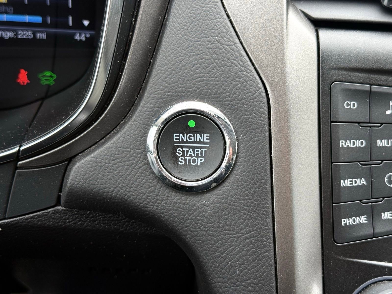 Used 2018 Ford Fusion S FWD image 28