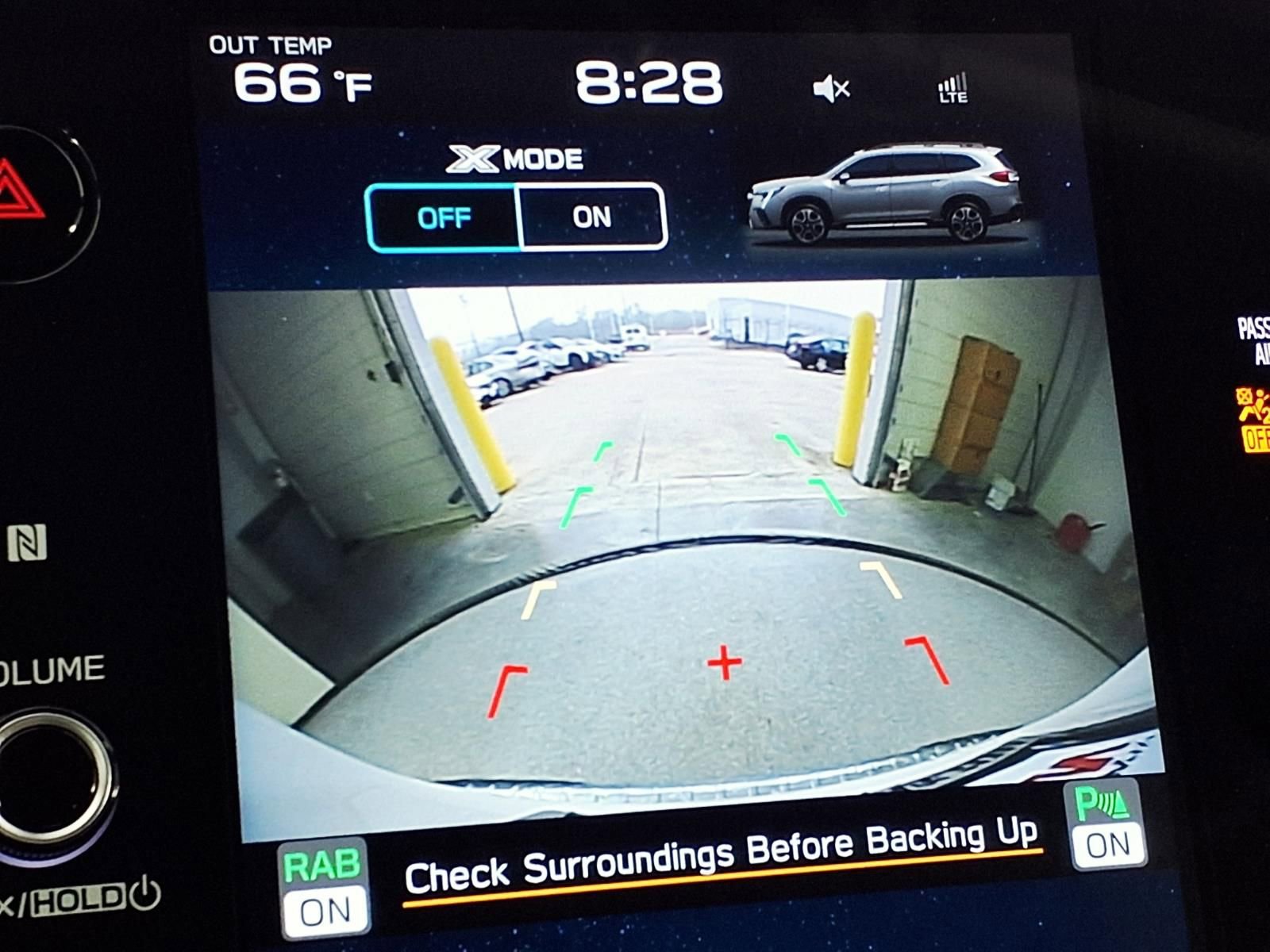 Used 2023 Subaru Ascent Premium w/ Convenience Package AWD/4WD image 24