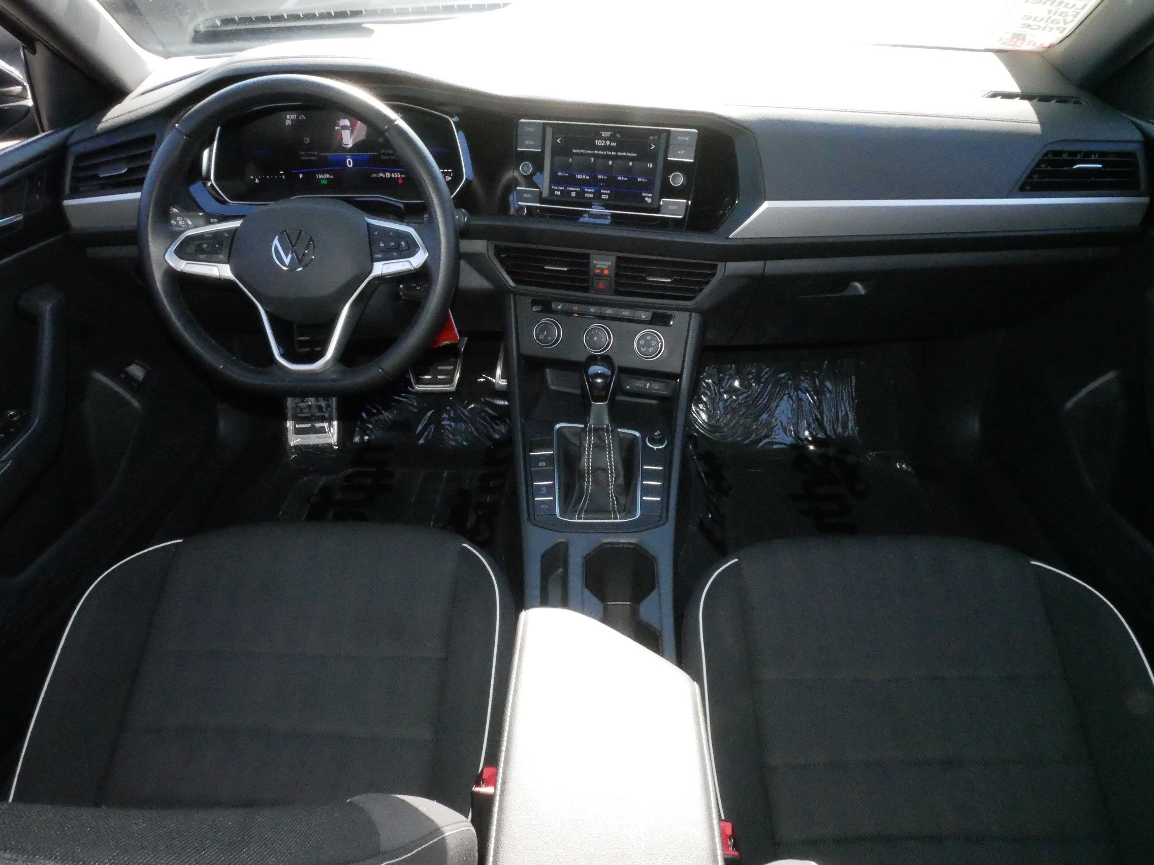 Used 2024 Volkswagen Jetta Sport FWD image 10