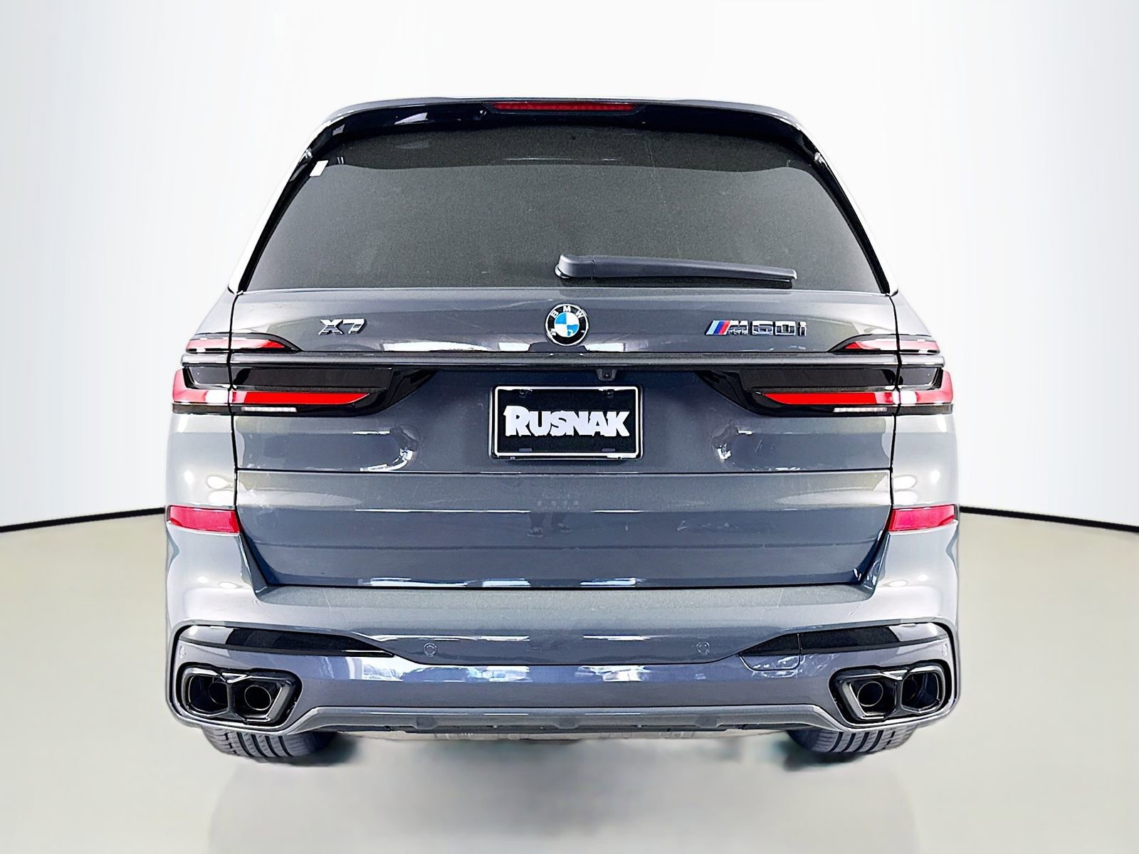 New 2026 BMW X7 M60i image 6