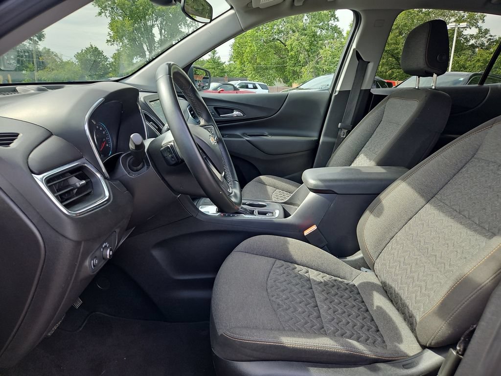 Used 2024 Chevrolet Equinox LT FWD image 21