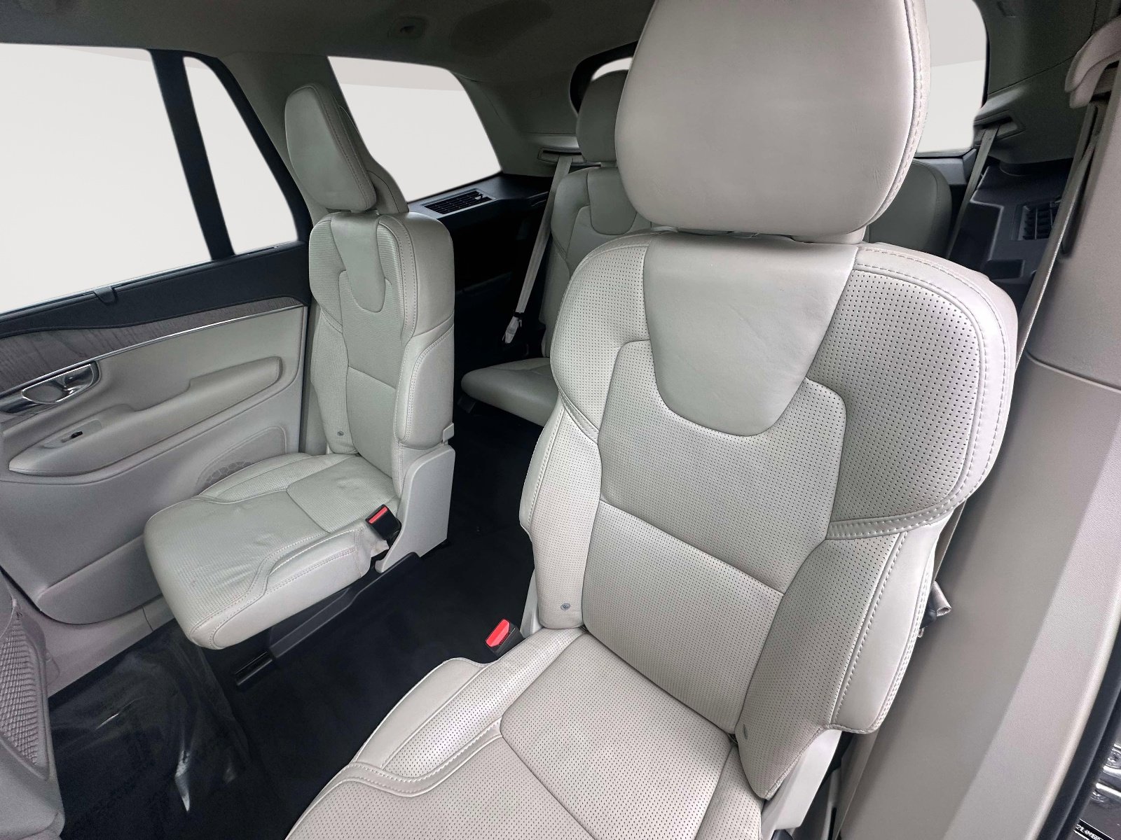 Used 2021 Volvo XC90 T6 Inscription w/ Climate Package image 34