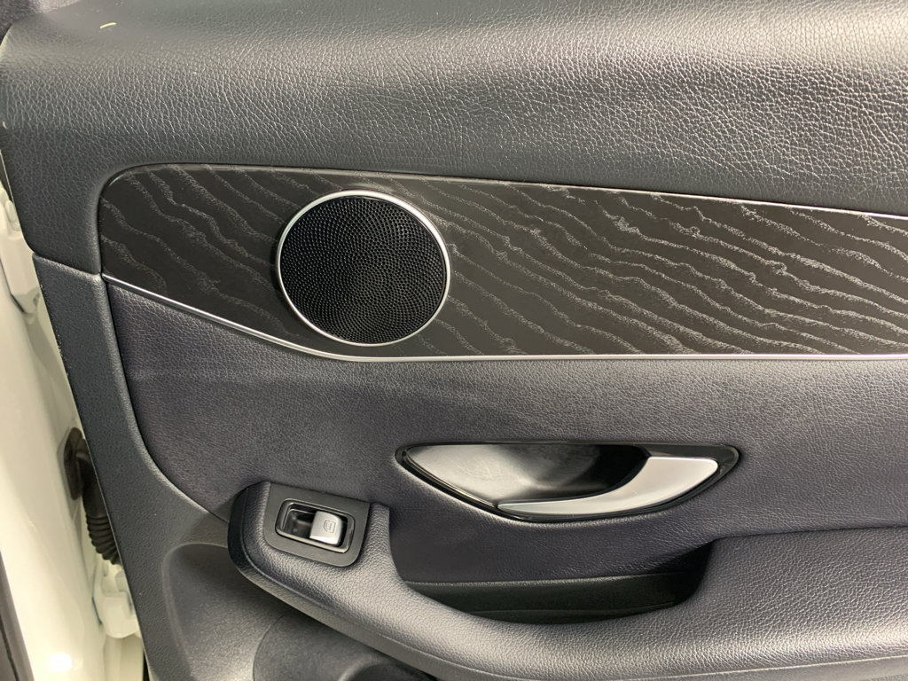 Used 2018 Mercedes-Benz GLC 300 image 40