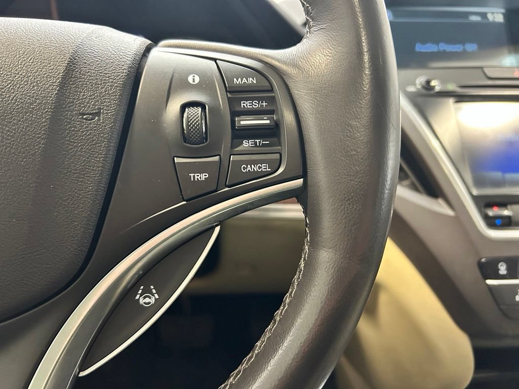 Used 2016 Acura MDX w/ Technology Package AWD/4WD image 10