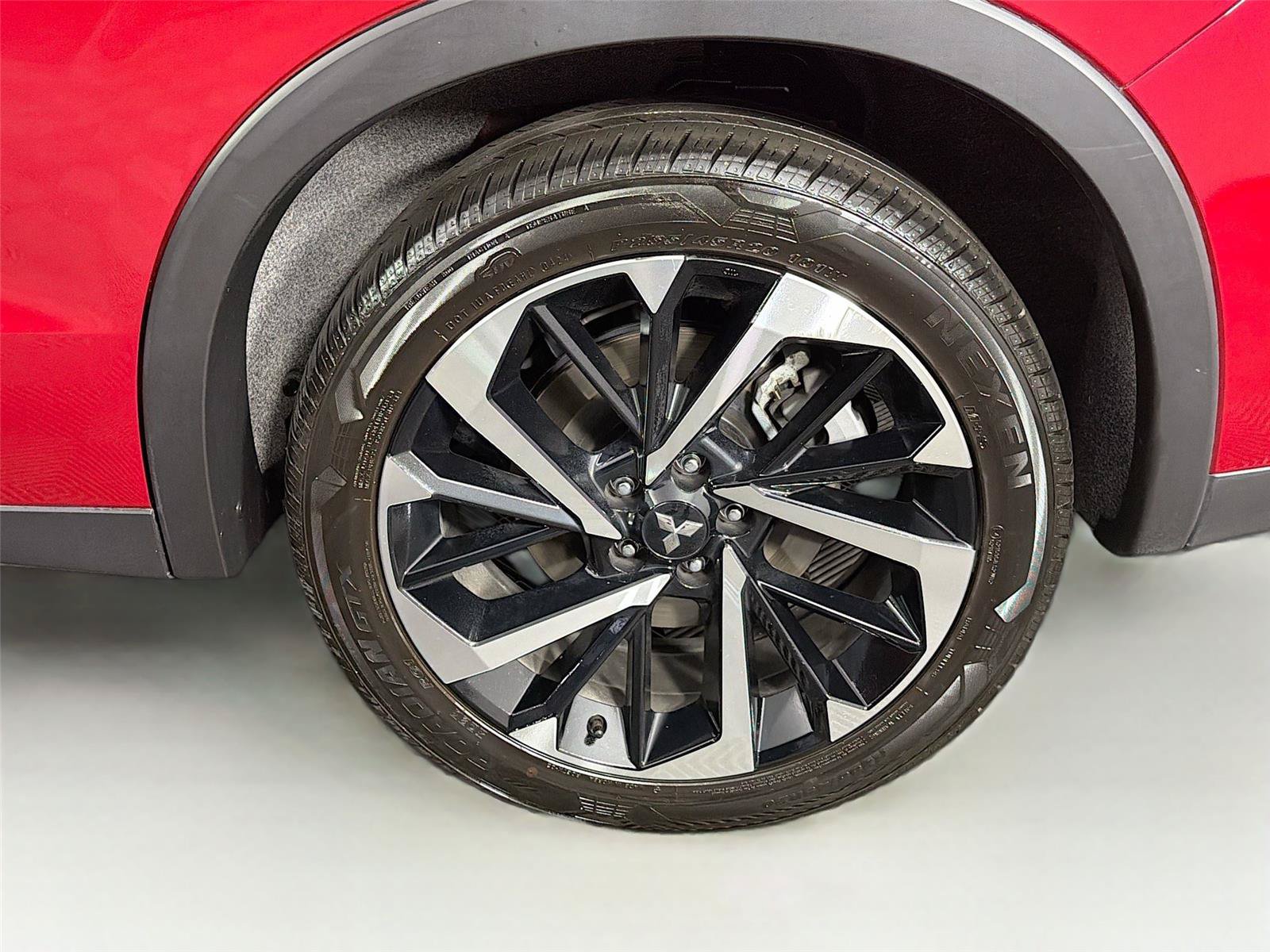 Used 2024 Mitsubishi Outlander SE AWD/4WD image 36